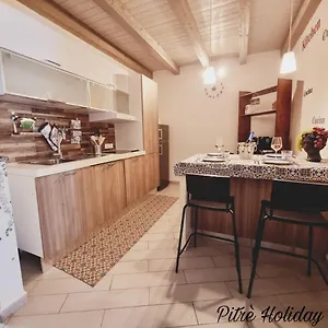 https://pitre-holiday-house.palermohotels.org